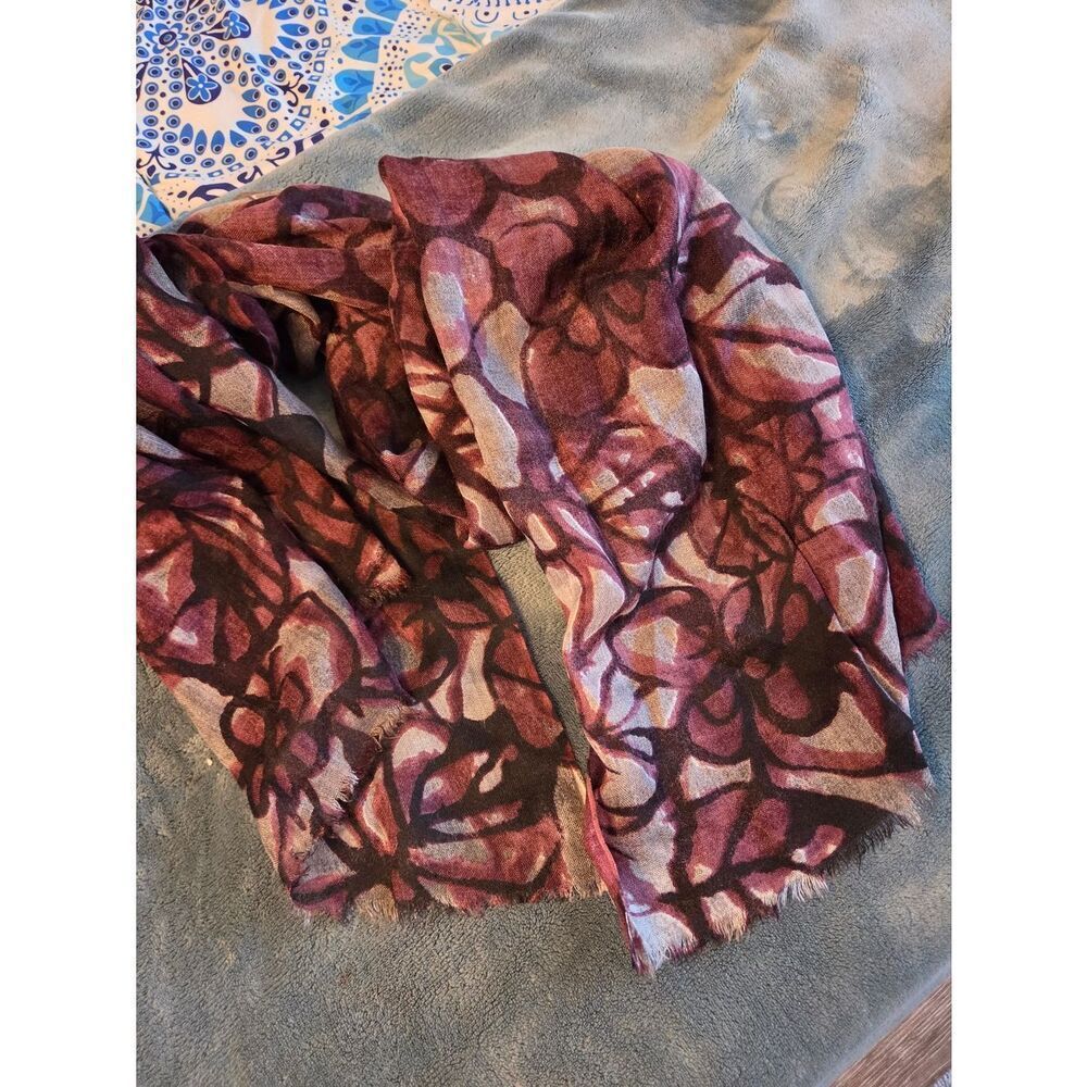 Women's Floral Pattern Burgundy Scarf